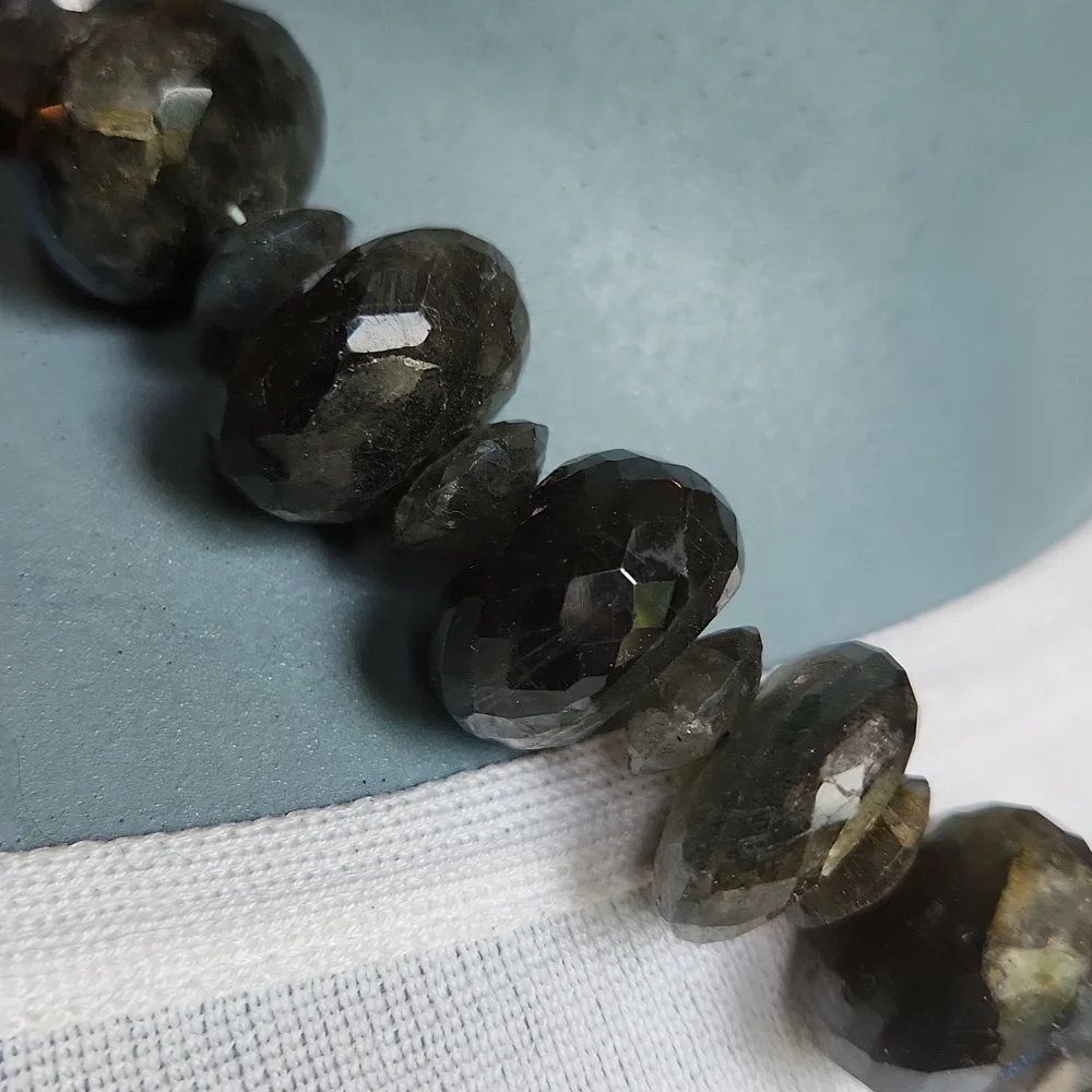 Laboradite faceted rondells firing on all cylinders in 16" of fabulousness. - Picture 3 of 4